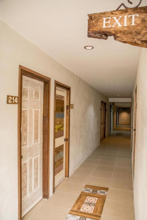Hotel Avenija Олонгапо Екстериор снимка